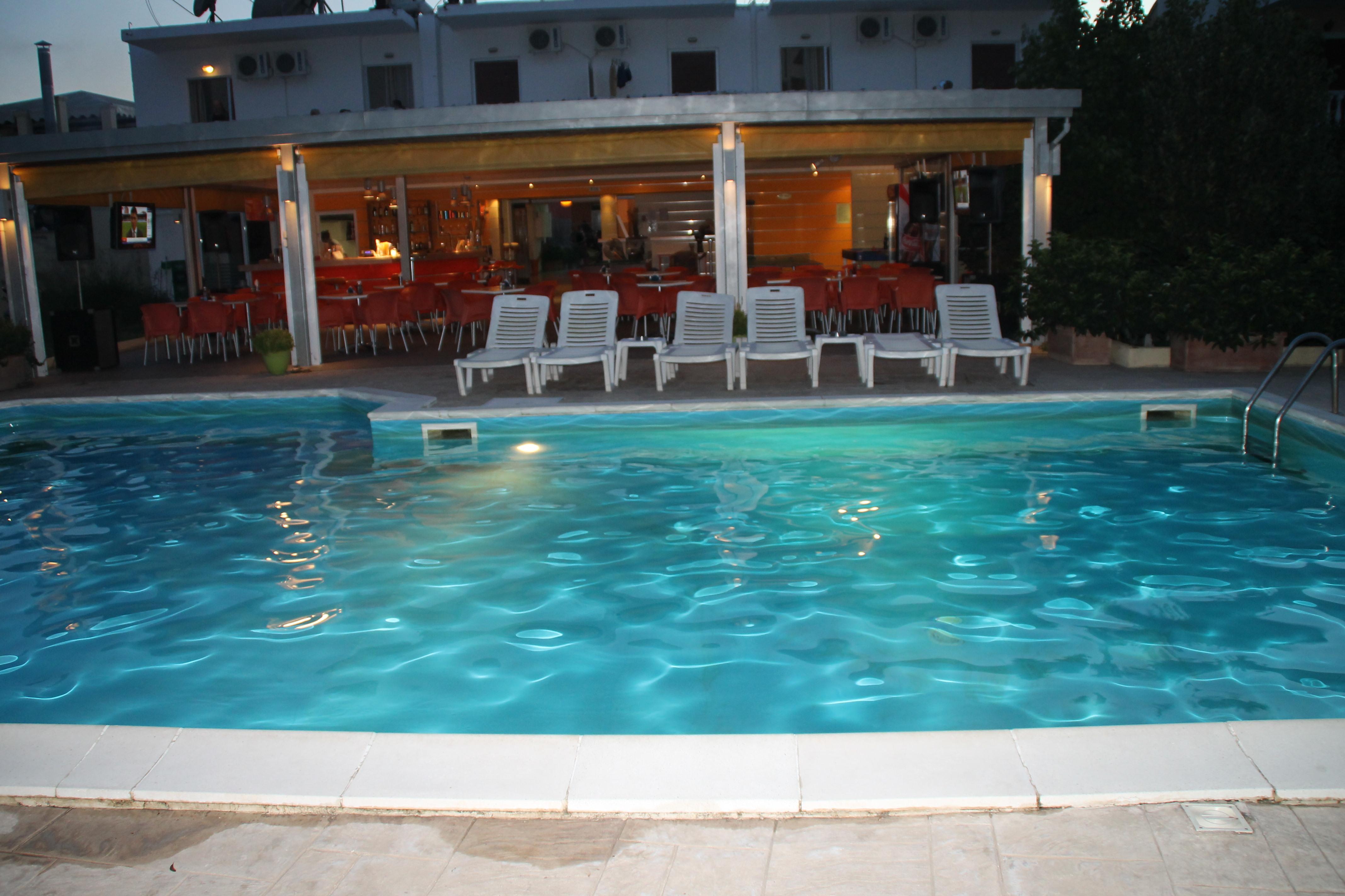 Kavos Central Gardens Aparthotel Exterior photo